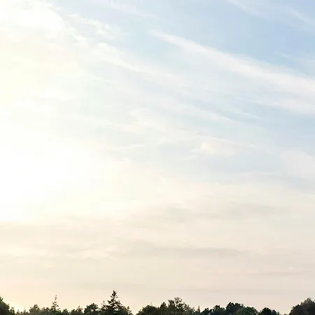 Simple And Exclusive Getaway On Semesterbostad *