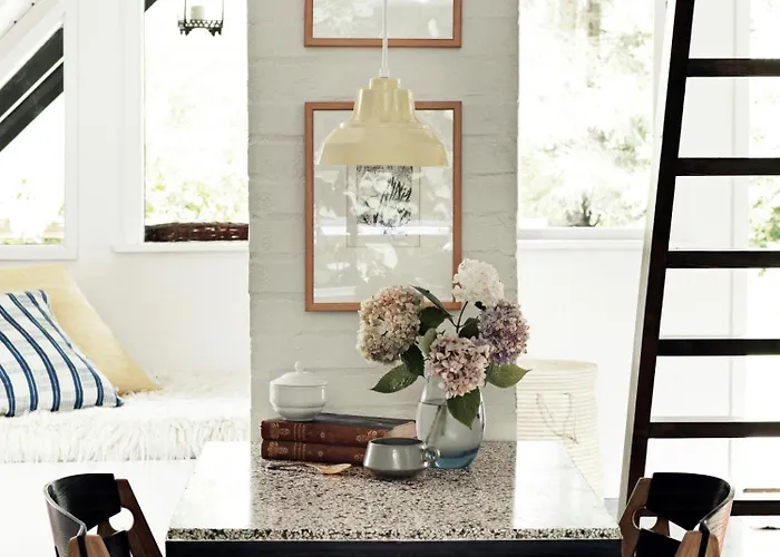 Simple And Exclusive Getaway On
